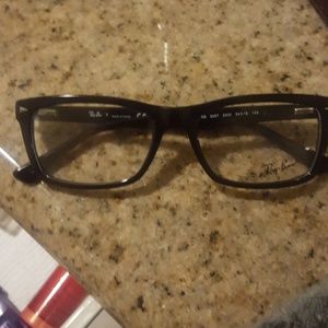 Ray Bans frame